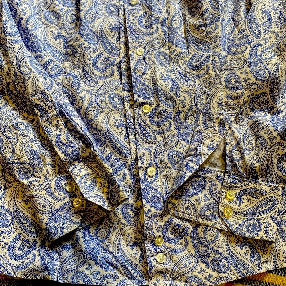 ETRO Men’s Button Down - Picture 5 of 5